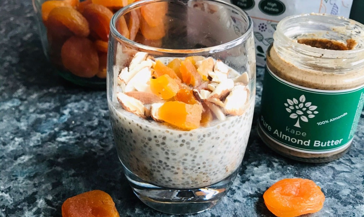 Almond and Apricot Chia Breakfast Pot